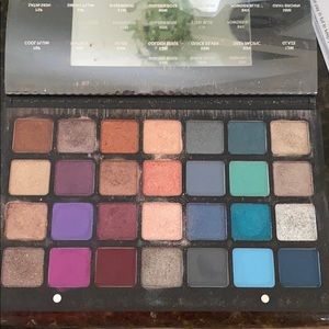Natasha Denona 28 purple blue palette